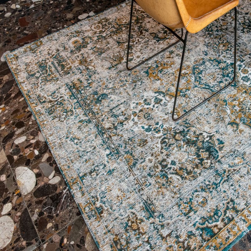 Louis de Poortere Antiquarian Bakhtiari Fener 9127 Rug