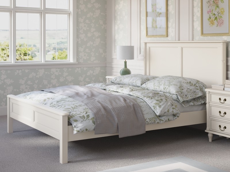 Laura Ashley Clifton