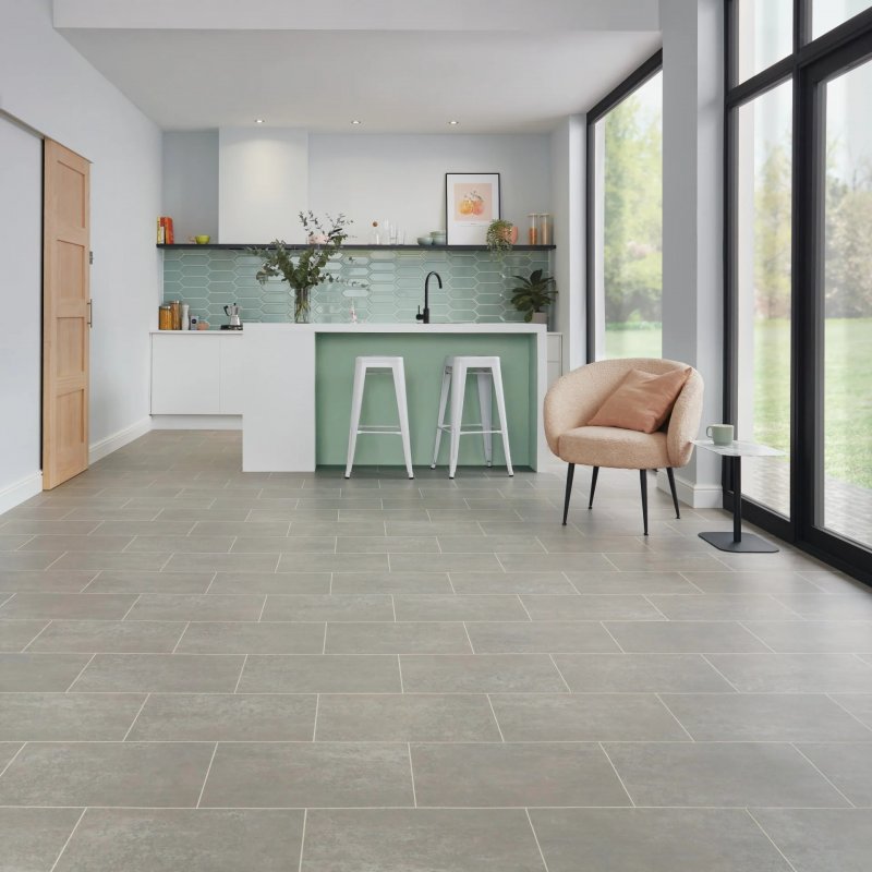 Karndean Knight Tile ST22 Smoked Concrete
