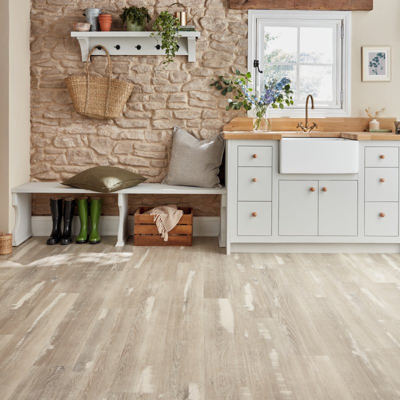Karndean Van Gogh VGW137T Silver Farmhouse Oak