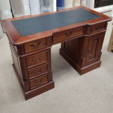 MAHOGANY VILLAGE Small Desk