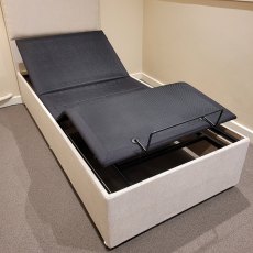 Highgrove Ludlow 1000 Ergomatic Adjustable Divan Set Highgrove Ludlow 1000 Ergomatic Adjustable Divan Set